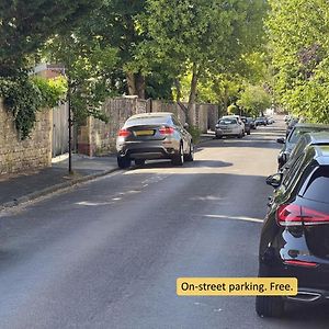 Ferndale Mews